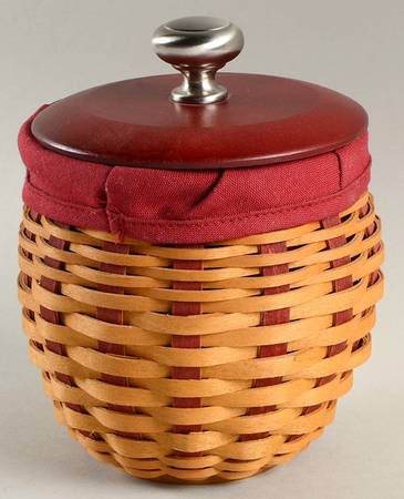 Baskets Small Red Strawberry & Lid w/Liner & Protector Set