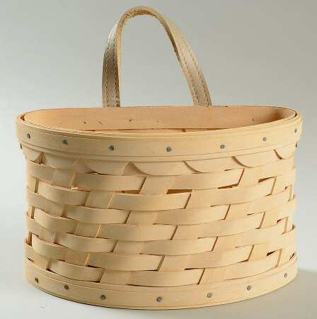 Baskets Small Scalloped Pocket Basket