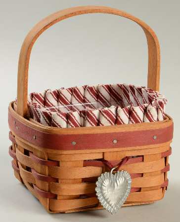 Baskets Swetheart Basket with Liner, Protector & Charm