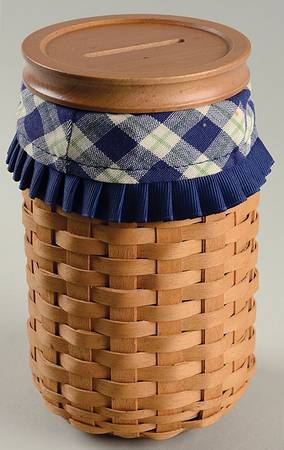 Baskets Blue Ribbon Pride Basket&Lid w/Liner & Protector