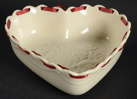 Baskets Sweetest Heart Dish