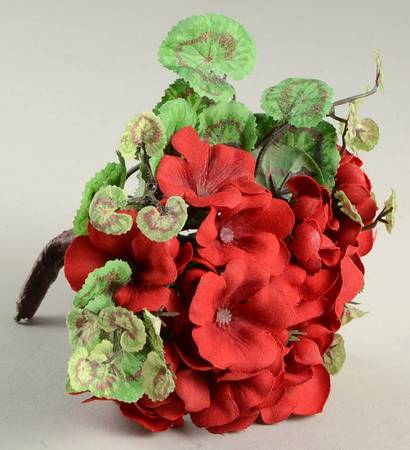 Baskets Geranium Silk Flowers for Miniature Basket