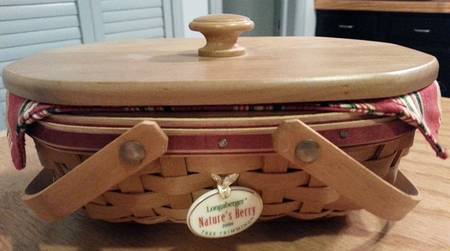 Baskets Red Nature's Berry&Lid w/Liner,Protector & Charm