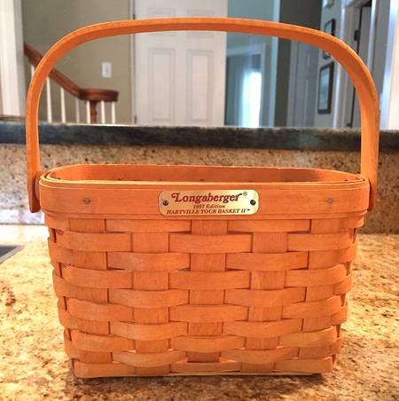 Baskets 1997 Hartville Tour II Basket