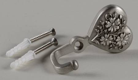 Baskets Bouquet Heart Metal Wall Hook