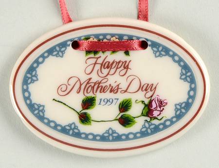 Baskets Charm for 1997 Mother's Day Basket