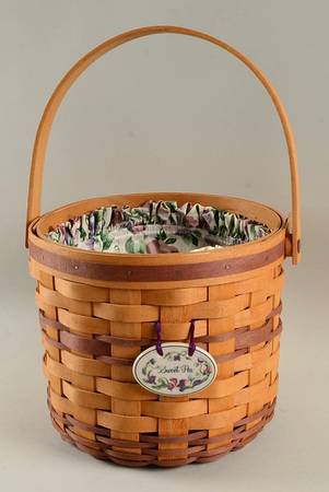 Baskets Sweet Pea Basket & Liner with Charm Tie-On