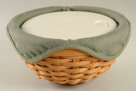 Baskets 7" Round Basket Bowl & Liner w/Protector&Lid