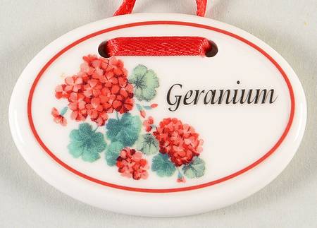 Baskets Geranium Basket Charm Tie-On