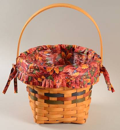 Baskets Maple Leaf Basket & Liner with Protector