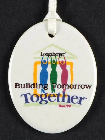 Baskets 1999 Bee "Building Tomorrow Together" Tie-On Charm