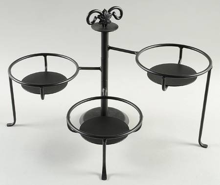 Baskets 3 Tier Metal Swivel Stand