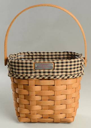 Baskets 2005 Woven Memories & Button Liner w/Protector