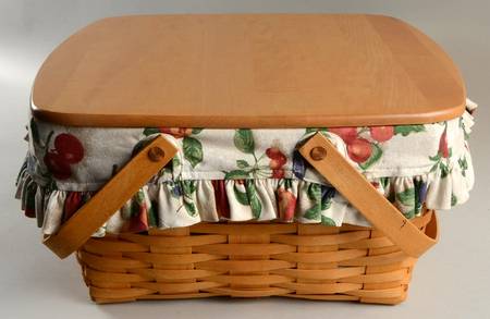 Baskets Hostess Homecoming & Lid w/Liner & Protector Set