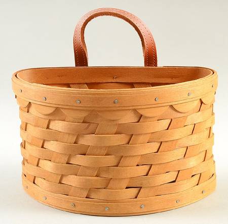 Baskets Small Scalloped Pocket Basket