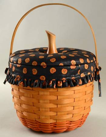 Baskets Hostess Pumpkin Basket&Lid w/Liner & Protector