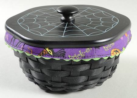 Baskets Spider Web Basket & Lid w/Liner & Protector