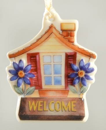 Baskets "Welcome" House Shaped Basket Charm Tie-On