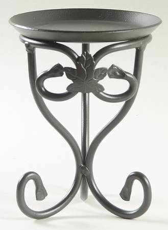 Baskets 6" Metal Pillar Candleholder