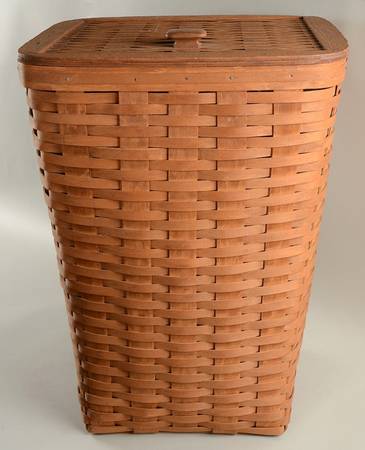 Baskets Large Hamper with Hinged Lid
