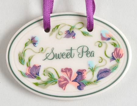 Baskets Sweet Pea Basket Charm by Longaberger