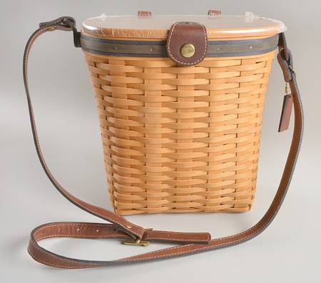 Baskets Large Collectors Club Saddlebrook Basket by Longaberger