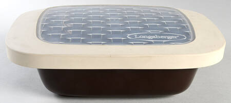 Woven Traditions Chocolate 11" Square Baker & Plastic Lid