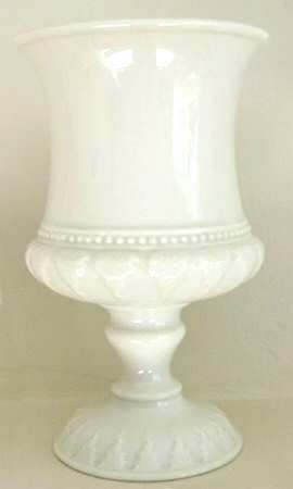 Giftware 8" Pedestal Vase