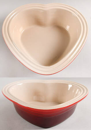 Cerise (Cherry) Heart Shaped Baker