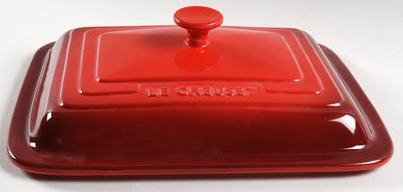 Cerise (Cherry) Lid for 2.5 Quart Rectangular Casserole