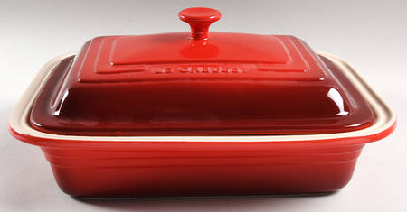 Cerise (Cherry) 2.5 Quart Rectangular Casserole with Lid