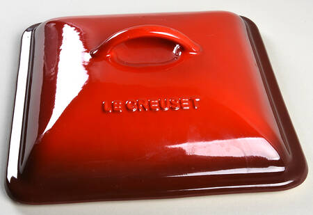 Cerise (Cherry) Ceramic Lid for 2.5 Quart Square Casserole