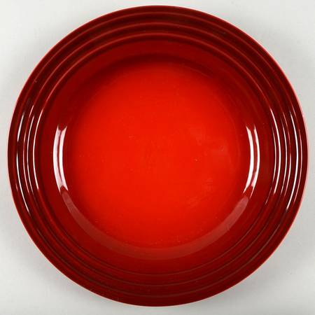 Cerise (Cherry) by Le Creuset