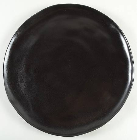 Casual Luxe Onyx 16" Chop Plate (Round Platter)
