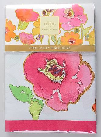 Floral Fusion 70" X 72" Cloth Shower Curtain