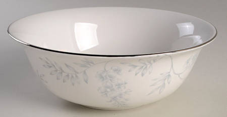 Wisteria 9" Round Serving Bowl