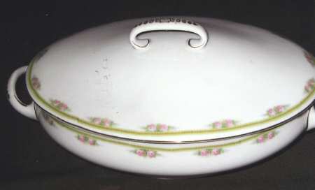 R4K6 Oval Covered Vegetable