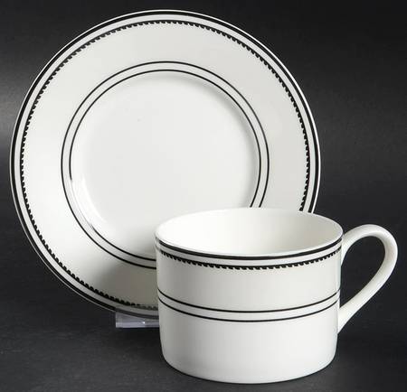 Spectator Flat Cup & Saucer Set
