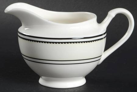 Spectator Creamer