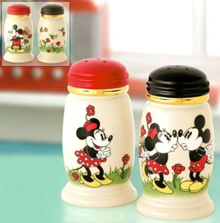 Love at First Sight Salt & Pepper Set