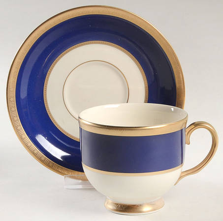 Independence Footed Cup & Saucer Set