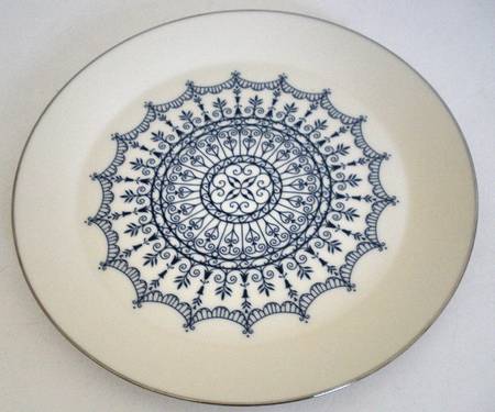 L176 Dinner Plate