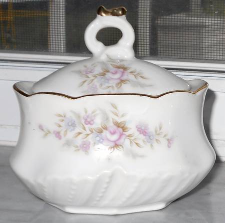 6841 Mini Sugar Bowl & Lid