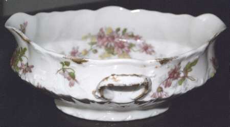 LEV6 Gravy Boat