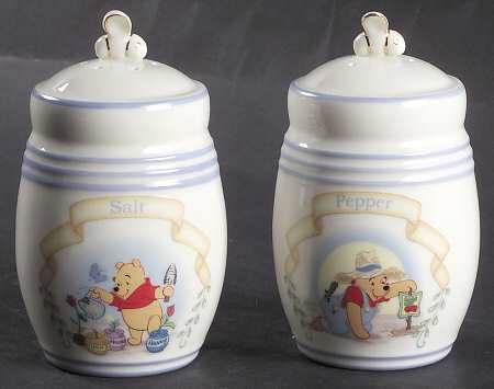 Pooh Pantry Salt & Pepper Set