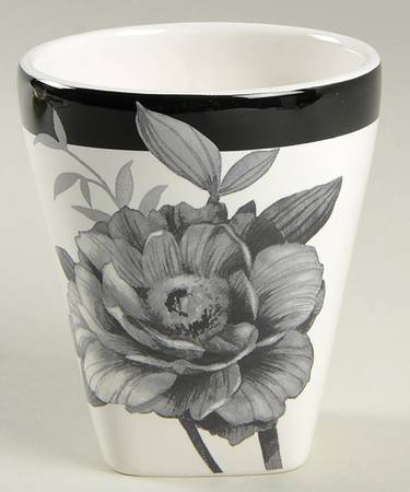 Moonlit Garden China Bathroom Tumbler