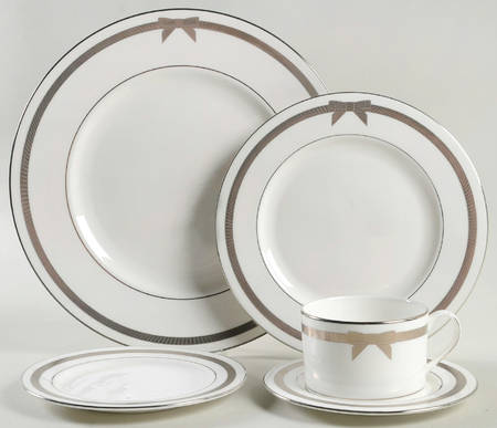 Grace Avenue 5 Piece Place Setting