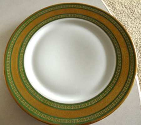 LEG107 Dinner Plate