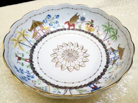 Cirque Chinois 10" Round Vegetable Bowl