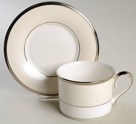 Linen Mist Flat Cup & Saucer Set